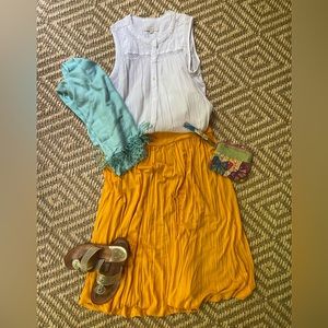 White gauze top, sleeveless, from Loft size M